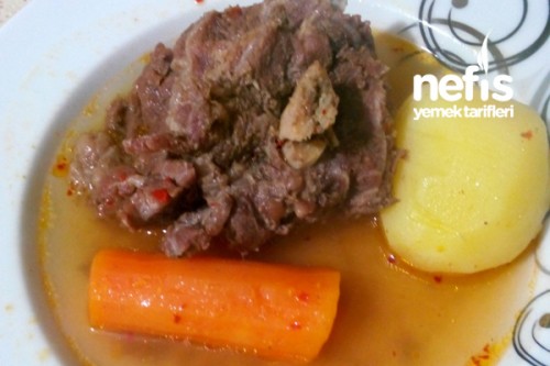 Havuçlu Patatesli Kemikli Et Haşlaması