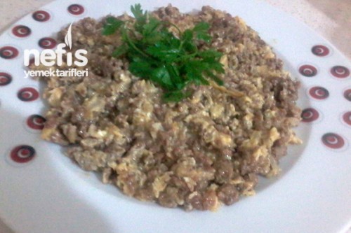 Kıymalı Yumurtalı Mıhlama