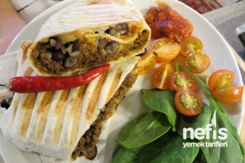 Lavaş ile Kıymalı Dürüm (Burrito)