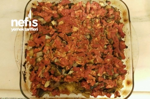 Fırında Patates Patlıcanlı Et Kebabı