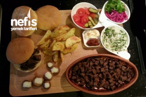 Güveçte Mangal Tadında Kavurma