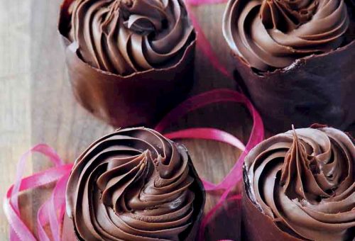 ÇİKOLATA KREMALI CUPCAKE