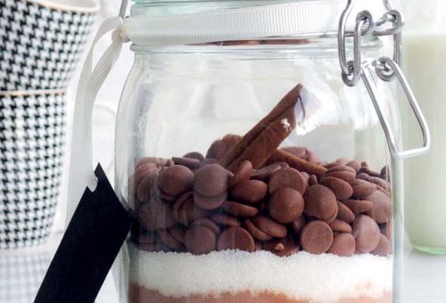 KAVANOZDA SICAK ÇİKOLATA