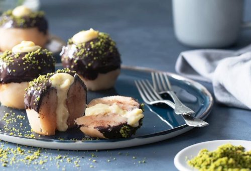 Pastacı kremalı ve çikolatalı elma