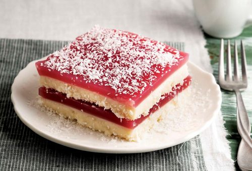 VİŞNE PELTELİ MUHALLEBİ