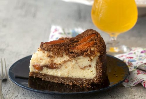 Yer fıstıklı ve kayısılı cheesecake