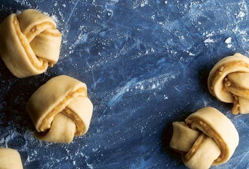 Kolay çörek hamuru