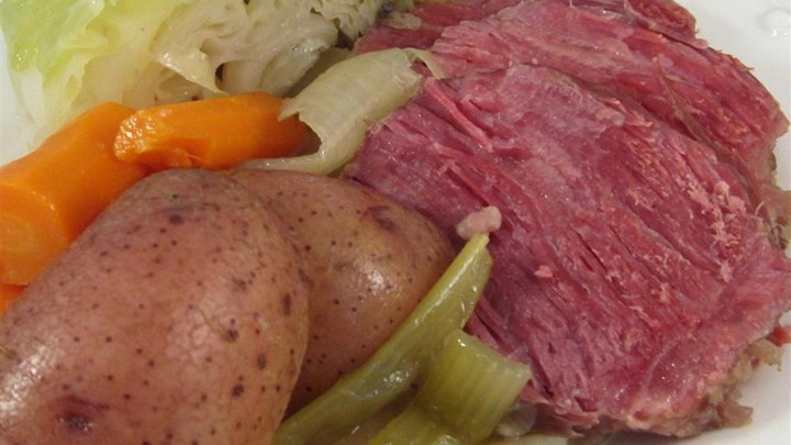 Şef Johnun Pastırmalı Lahanası