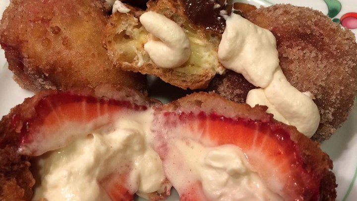 Strawberry Fritters with Chocolate Sauce