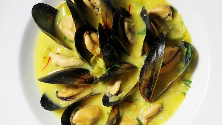 Saffron Mussel Bisque