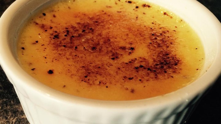 Simple Creme Brulee Dessert