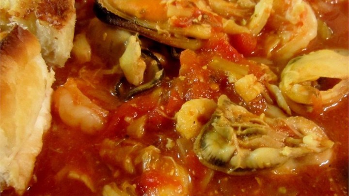 Ann's Christmas Eve Bouillabaisse