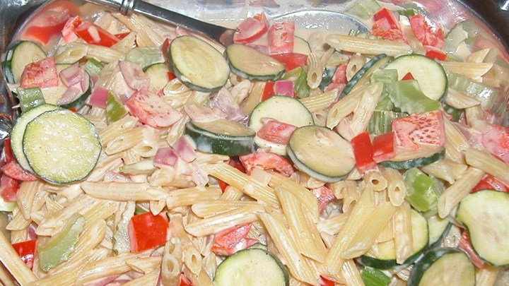 Pasta With Veggies In a Tahini and Yogurt Sauce