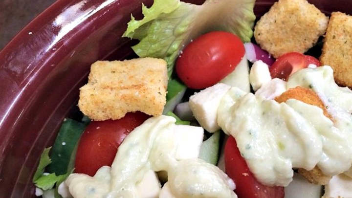 American-Style Creamy Greek Dressing
