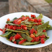 Green Beans With Garlic & Fresh Tomatoes