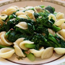 Orecchiette con Cima di Rape