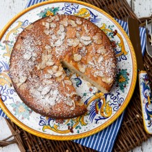 Ricotta Almond Cake