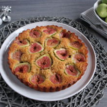 Fig and Almond Cake