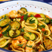 Pasta with Shrimp, Zucchini, & Cherry Tomatoes