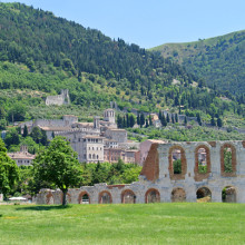 Gubbio & Restaurant Review of Da Baffone - Truffle Heaven!