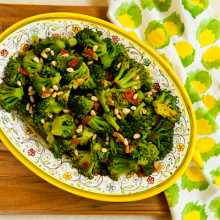 Sauteed Broccoli With Garlic & Sun Dried Tomato
