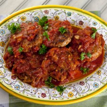 Ricotta & Beef Meatballs/Patties Cooked In Sauce
