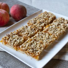 Fresh Peach, Oat & Nut Squares