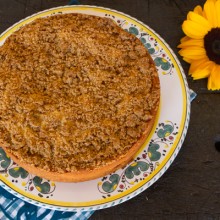 Summer Peach Cake With Streusel Topping